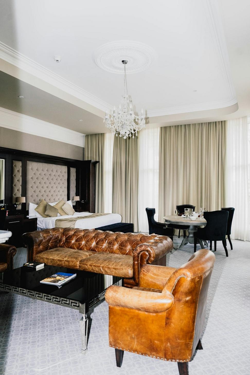 Luxury Suite